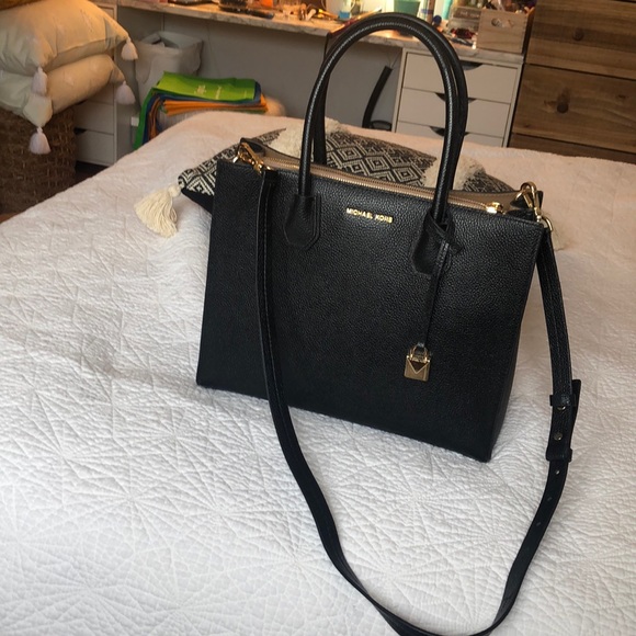 mk mercer black medium